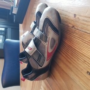 Louis garneau mont royal Ergo air cycling shoe